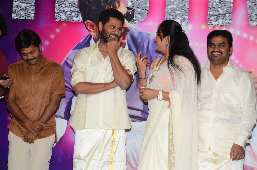 Telugu movie Abhinetri Success Meet event held at Hyderabad. Celebs like Prabhu Deva, Director AL Vijay, Kona Venkat, Hema, Raja Ravindra, Saptagiri, Shekhar, Suresh Kondeti, Dinesh Prabhu, Johnny and others graced the event. Prabhu Deva,AL Vijay,Abhinetri Movie Success Meet,Abhinetri Success Meet,Abhinetri Success Meet pics,Abhinetri Success Meet images,Abhinetri Success Meet photos,Abhinetri Success Meet stills,Abhinetri Success Meet pictures,Kona Venkat,Hema,Raja Ravindra,S