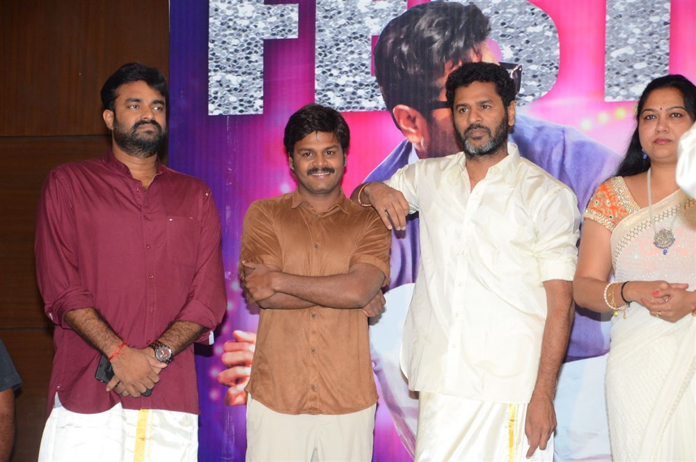Telugu movie Abhinetri Success Meet event held at Hyderabad. Celebs like Prabhu Deva, Director AL Vijay, Kona Venkat, Hema, Raja Ravindra, Saptagiri, Shekhar, Suresh Kondeti, Dinesh Prabhu, Johnny and others graced the event. Prabhu Deva,AL Vijay,Abhinetri Movie Success Meet,Abhinetri Success Meet,Abhinetri Success Meet pics,Abhinetri Success Meet images,Abhinetri Success Meet photos,Abhinetri Success Meet stills,Abhinetri Success Meet pictures,Kona Venkat,Hema,Raja Ravindra,S