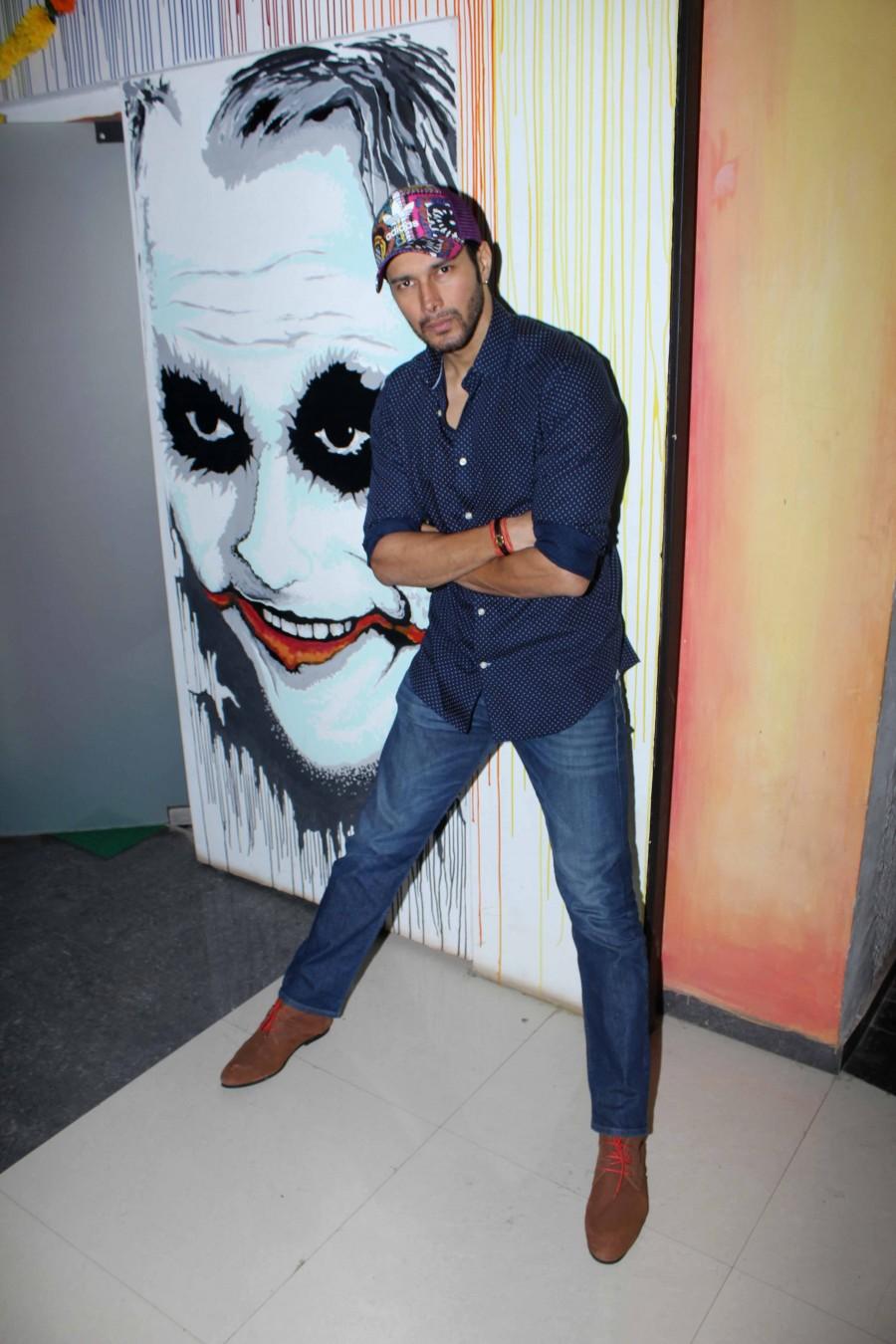 Photos of Bollywood actor Rajniesh Duggall during the media interaction of film Beiimaan Love in Mumbai on October 12, 2016. Rajniesh Duggall,Media interaction with Rajniesh Duggall,Rajniesh Duggall Media interaction,Beiimaan Love,Beiimaan Love promotion,Beiimaan Love promotion pics,Beiimaan Love promotion images,Beiimaan Love promotion photos,Beiimaan Love promotion stills,Bei