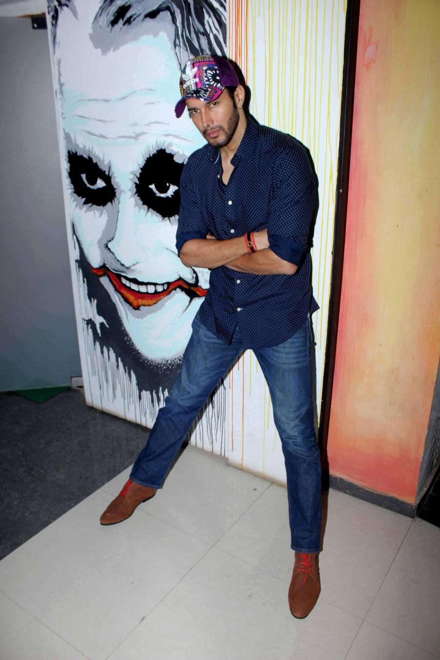Photos of Bollywood actor Rajniesh Duggall during the media interaction of film Beiimaan Love in Mumbai on October 12, 2016. Rajniesh Duggall,Media interaction with Rajniesh Duggall,Rajniesh Duggall Media interaction,Beiimaan Love,Beiimaan Love promotion,Beiimaan Love promotion pics,Beiimaan Love promotion images,Beiimaan Love promotion photos,Beiimaan Love promotion stills,Bei