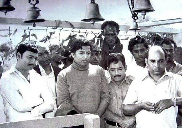 Happy birthday Vishnuvardhan: Rare and Unseen pictures of Kannada superstar Vishnuvardhan,Vishnuvardhan Rare pics,Vishnuvardhan Rare images,Vishnuvardhan Rare photos,Vishnuvardhan Rare stills,Vishnuvardhan Rare pictures,Vishnuvardhan unseen pics,Vishnuvardhan unseen images,Vishnuvardhan unseen photos,Vishnuvardhan unseen stills,V