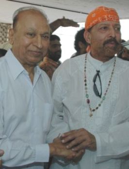 Happy birthday Vishnuvardhan: Rare and Unseen pictures of Kannada superstar Vishnuvardhan,Vishnuvardhan Rare pics,Vishnuvardhan Rare images,Vishnuvardhan Rare photos,Vishnuvardhan Rare stills,Vishnuvardhan Rare pictures,Vishnuvardhan unseen pics,Vishnuvardhan unseen images,Vishnuvardhan unseen photos,Vishnuvardhan unseen stills,V