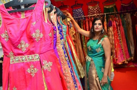 Trendz Vivah Wedding and Festive Collection Launch at Taj Krishna hotel in Hyderabad. Hyderabadi Model Shilpi Sharma, Nilofer Haidry graced the event.