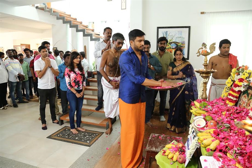 South Indian Actor Santhanam's next untitled movie launched in Chennai. Directed by Sethuraman and produced by VTV Productions. Celebs like Robo Shankar, VTV Ganesh, Vaibhavi Shandilya and others graced the event. Santhanam new movie with Sethuraman,Santhanam new movie,Santhanam new movie pooja,Santhanam new movie launch,Santhanam new movie pooja pics,Santhanam new movie pooja images,Santhanam new movie pooja stills,Santhanam new movie pooja pictures,Robo Shankar,V