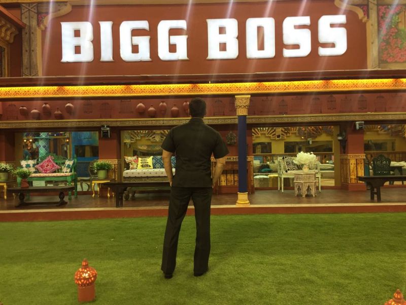 Actor Salman Khan reveals the first look of the Bigg Boss 10 house in three clicks. Bigg Boss 10,Bigg Boss 10 house,Bigg Boss 10 house pics,Bigg Boss 10 house images,Bigg Boss 10 house photos,Bigg Boss 10 house pictures,salman khan bigg boss 10,Salman Khan,Salman Khan enters Bigg Boss 10,Bigg Boss 10 pics,Bigg Boss 10 images,Bigg Boss 10