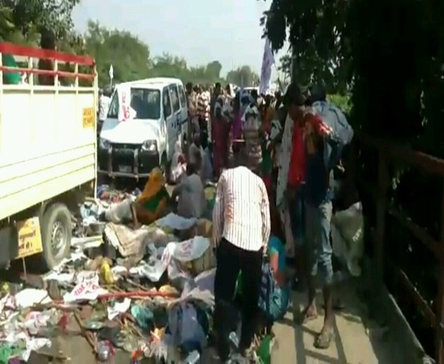 Officials told IANS that 18 dead bodies have been recovered and that the number of injured may run into hundreds. "For now, we are focussing on relief and rescue operations and a probe will be ordered later to ascertain the exact cause of the tragedy," the official added. Varanasi,Varanasi Stampede,Varanasi Stampede pics,Varanasi Stampede images,Varanasi Stampede photos,Varanasi Stampede stills,Varanasi Stampede pictures,Rajghat Bridge,Rajghat Bridge near Varanasi