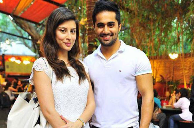 Karishma Kotak and Vishal Karwal Bigg Boss,Bigg Boss couples,Anupama Verma & Aryan Vaid,Sara Khan & Ali Merchant,Veena Malik & Ashmit Patel,Pooja Bedi and Akashdeep Saigal,Karishma Kotak and Vishal Karwal,Tanisha Mukherjee & Armaan Kohli,Gauhar Khan & Kushal Tandon,Ka