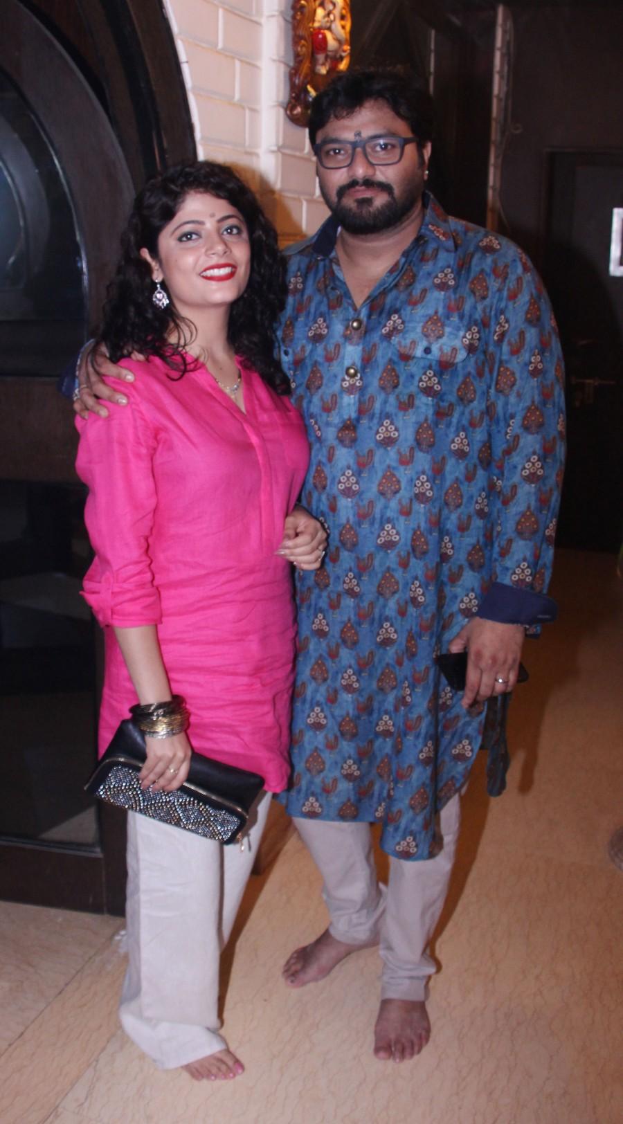 Babul Supriyo with wife at Bappi Lahiri's Lakshmi Pooja at the Lahiri House in Juhu. Bappi Lahiri celebrates Lakshmi Pooja,Jeetendra,Alka Yagnik,Lalit Pandit,Sumona Chatterjee,Babul Supriyo,Bappi Lahiri