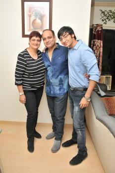 The birthday bash of Dj Sheizwood was a grand affair. It was a flamboyantly splendid party with glitz, glamour, opulence and loads of love for the birthday boy reflecting from the entire preparations that will were no less than perfect.