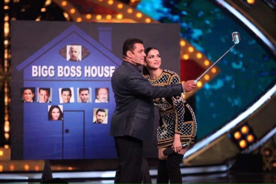 Photos of Bollywood actress Deepika Padukone unveils trailer of xXx: The Return of Xander Cage on Salman Khan's Bigg Boss 10. Deepika Padukone,Deepika Padukone and Salman Khan,Deepika Padukone with Salman Khan,Salman Khan and Deepika Padukone,Salman Khan with Deepika Padukone,Deepika Padukone at Bigg Boss 10,Bigg Boss 10,xXx: The Return of Xander Cage,xXx: The Return of Xander C