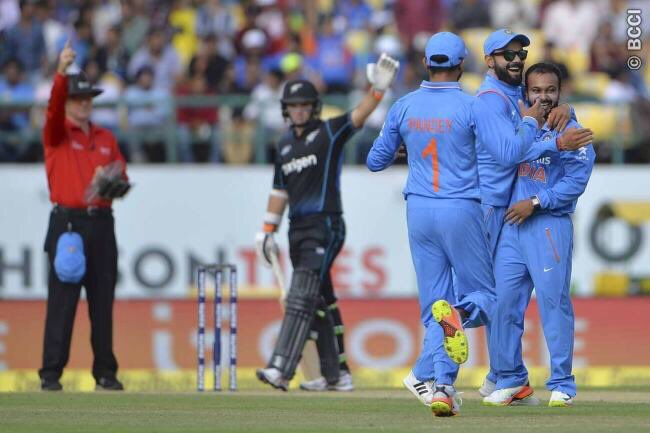 India beats New Zealand by six wickets in First ODI. India beats New Zealand,India vs New Zealand,India beat New Zealand,India beat New Zealand First ODI,India beats New Zealand by six wickets,Ind vs NZ,Ind vs NZ pics,Ind vs NZ images,Ind vs NZ photos,Ind vs NZ stills,Ind vs NZ pictures