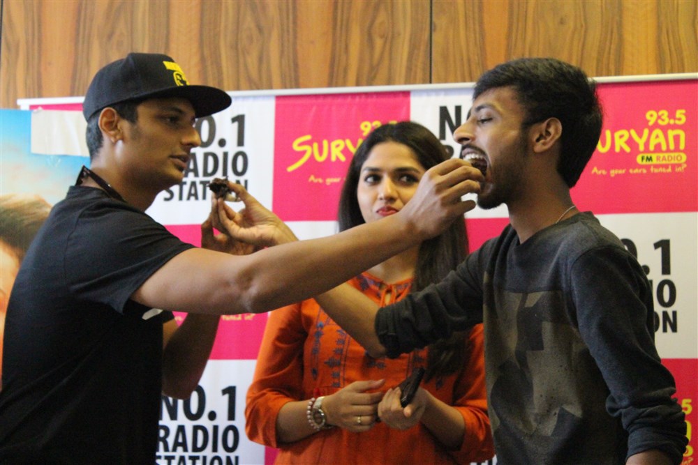 Tamil movie Kavalai Vendam Movie Audio launch event held at Suryan 93.5 FM, Chennai. Celebs like Jiiva, Sunaina, Leon James, Deekay, Elred Kumar and others graced the event. Kavalai Vendam Audio Launch,Kavalai Vendam Audio,Kavalai Vendam music,Jiiva,Sunaina,Leon James,Deekay,Elred Kumar,Kavalai Vendam Audio Launch pics,Kavalai Vendam Audio Launch images,Kavalai Vendam Audio Launch photos,Kavalai Vendam Audio Launch stills,Kav
