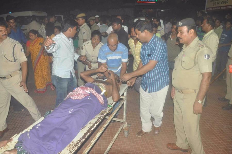 Ahuja on Tuesday morning visited the SUM hospital and inquired about the circumstances which led to the major blaze. "Post-mortem of all the 19 persons has been completed. The doctors conducted the autopsy throughout the night. Vehicles were provided to family members of the deceased persons to take the bodies back home," said Ahuja. Bhubaneswar,Sum Hospital,sum hospital bhubaneswar,sum hospital fire,major fire at Sum Hospital,sum hospital news,Sum Hospital pics,Sum Hospital images,Sum Hospital stills,Sum Hospital pictures,Sum Hospital photos