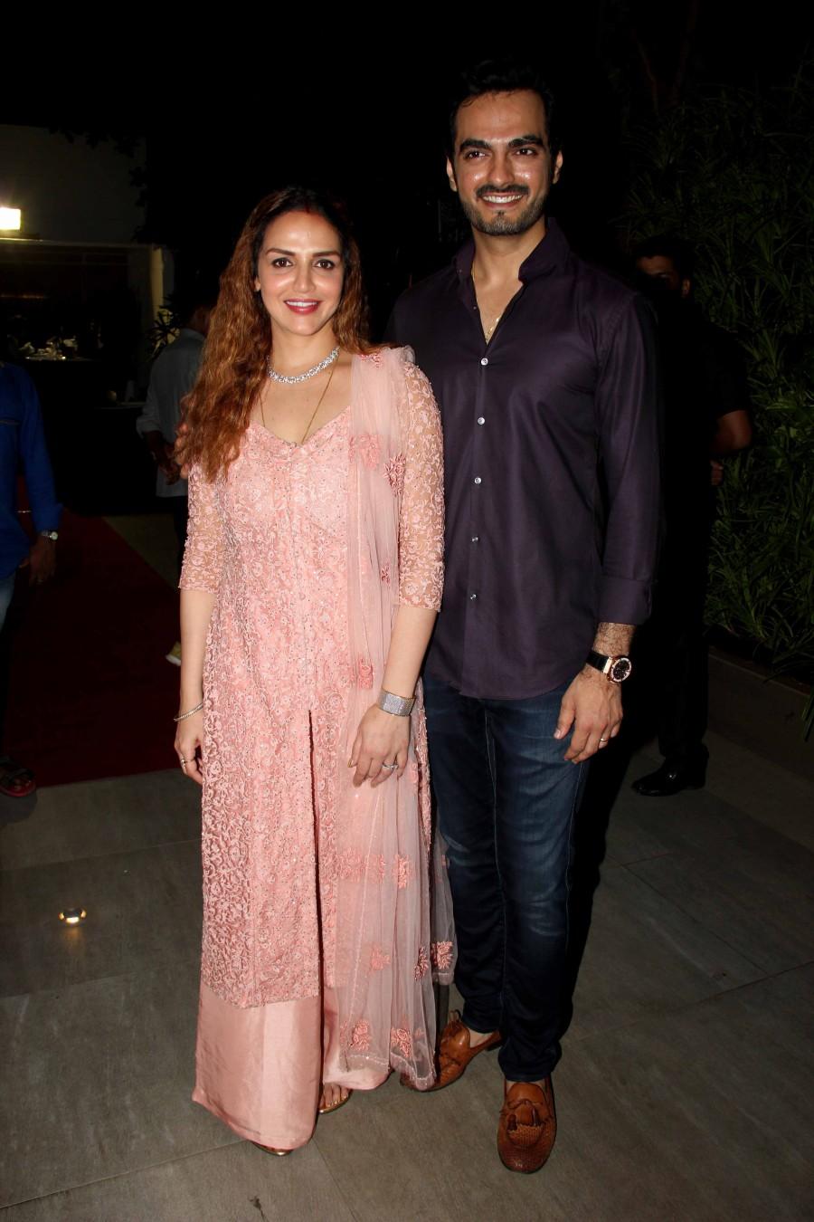 Esha at Hema Malini's 68th Birthday Bash Party. Hema Malini,Hema Malini 68th Birthday Bash Party,Hema Malini Birthday Bash Party,Hema Malini Birthday Bash,Hema Malini Birthday Party,Amitabh Bachchan,Shatrughan Sinha,Poonam Sinha,Jaya Bachchan,Esha Deol,Hema Malini Birthday Party pics,Hema Malini Birthd