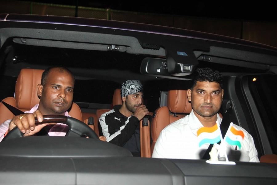 Photos of Bollywood actor Ranbir Kapoor and Armaan spotted out side of football ground at bandra. Ranbir Kapoor,Armaan,Ranbir Kapoor and Armaan,Ranbir Kapoor spotted out side of football ground,Ranbir Kapoor at football ground,Ranbir Kapoor pics,Ranbir Kapoor images,Ranbir Kapoor photos,Ranbir Kapoor stills,Ranbir Kapoor pictures