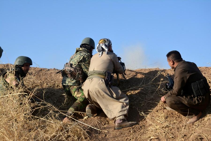 Peshmerga forces are seen in the east of Mosul to attack Islamic State militants in Mosul, Iraq. Battle for Mosul begins,Battle for Mosul,Islamic State,Iraqi forces,Iraqi city,IS begins,Mosul,Mosul Battle,gunfire and car bombs,Iraqi attack on Mosul begins