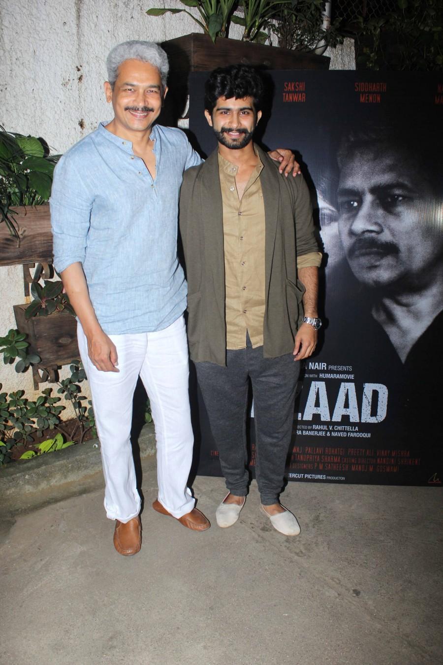 Atul Kulkarni and Siddharth Menon at Azad short film Special Screening. Azad short film Special Screening,Azad short film,Mannara Chopra,Gulshan Devaiya,Jackie Shroff,Nandita Das,Nitya Mehra,Shriya Pilgaonkar,Siddharth Menon,Sudhir Mishra,Atul Kulkarni,Vinay Pathak,Azad Special Screening,Azad Special Screening pics,Azad Speci