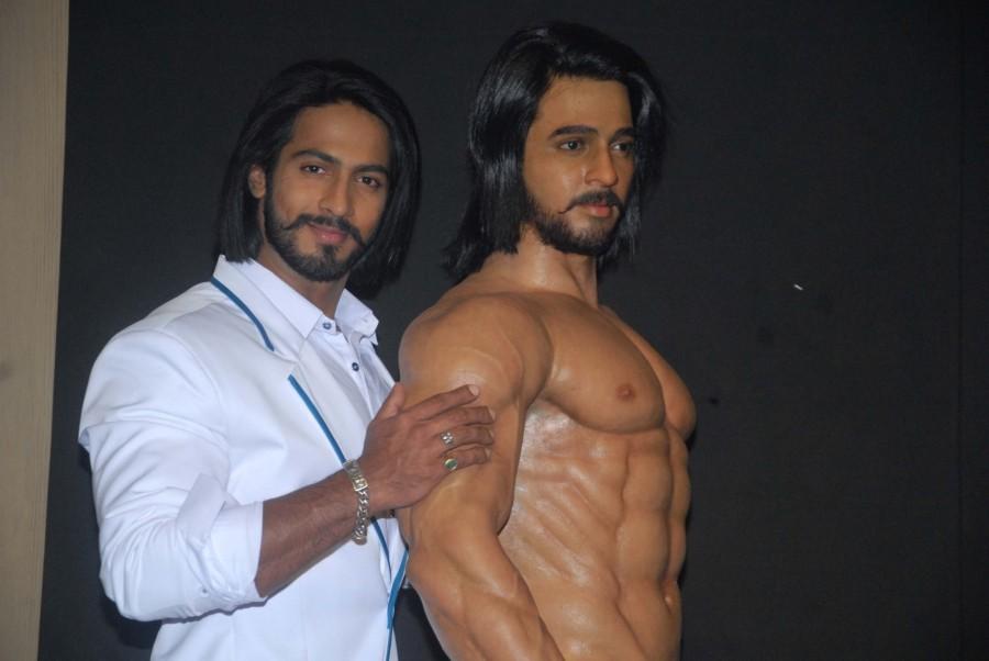 Anoop Singh Thakur, Mr World 2015 during the launch of his wax model, in Mumbai on Oct 17, 2016. Jackie Shroff,Anoop Singh Thakur,Anoop Singh Thakur wax,Mr World 2015,Anoop Singh Thakur, Mr World 2015,Kapil Dev,wax museum