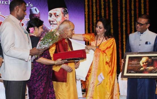 Photos of Hema Malini, Pandit Jasraj at Ustad Bismillah Khan centennial celebrations.