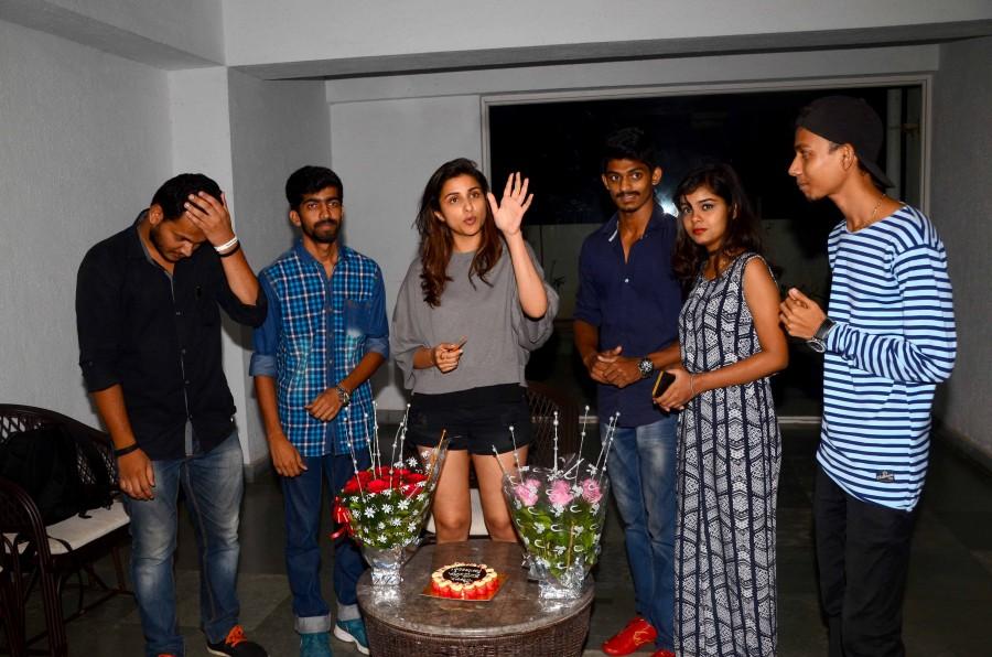Actress Parineeti Chopra is turning a year older on Saturday and much to her surprise, her fans came to wish the actress at her residence. Parineeti Chopra,Parineeti Chopra birthday,Parineeti Chopra birthday celebrations,Parineeti Chopra birthday celebration pics,Parineeti Chopra birthday celebration images,Parineeti Chopra birthday celebration photos,Parineeti Chopra birthday celebration st