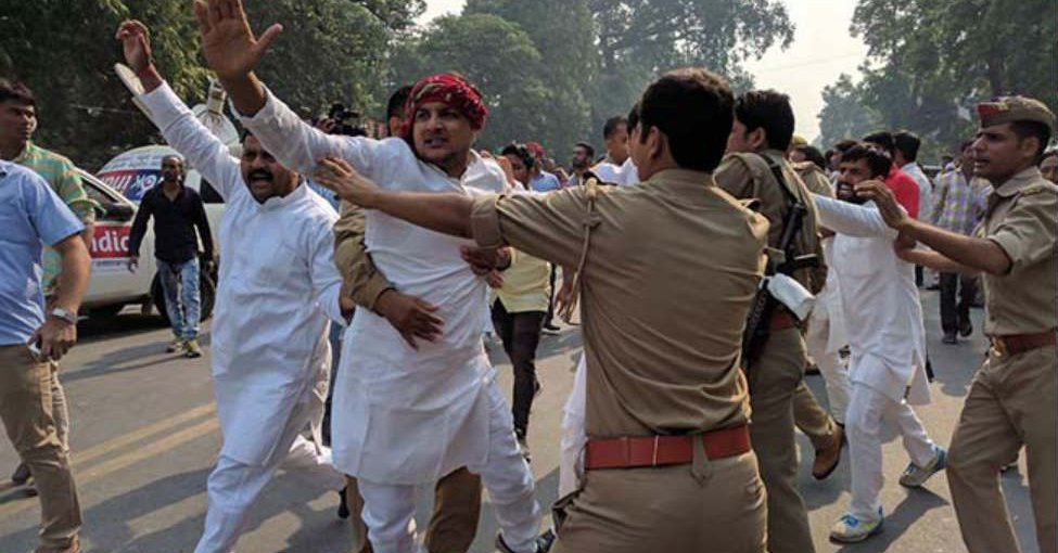 Supporters of Uttar Pradesh Chief Minister Akhilesh Yadav and Samajwadi party leader Shivpal Yadav clashed outside the party office on Monday. Police and security officials had a tough time dispersing the unruly mobs. Akhilesh Yadav,Shivpal Yadav,SP meet,crucial SP meet,Samajwadi party,Samajwadi party clash,Uttar Pradesh Chief Minister Akhilesh Yadav
