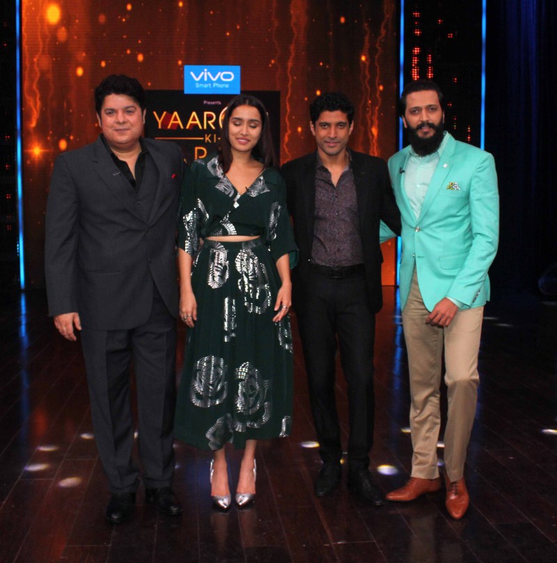 Photos of Bollywood filmmaker Sajid Khan, actors Farhan Akhtar, Riteish Deshmukh and Shraddha Kapoor during the shooting of Zee TV show Yaaron Ki Baraat, in Mumbai. Farhan Akhtar,Riteish Deshmukh,Shraddha Kapoor,Yaaron Ki Baraat