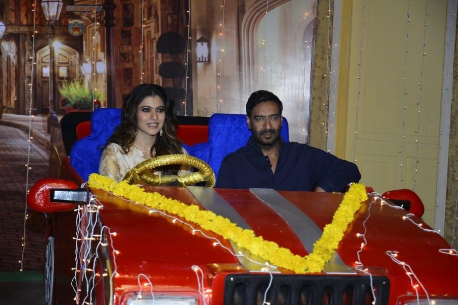 Photos of Bollywood Actors Ajay Devgan and Kajol during the promotion of film Shivaay on the sets of The Kapil Sharma Show, in Mumbai on Oct 22, 2016. Ajay Devgan,Kajol,Ajay Devgan and Kajol,Shivaay at Kapil Sharma Show,Kapil Sharma Show,Shivaay movie promotion,Shivaay promotion,Ajay Devgan and Kajol at Kapil Sharma Show,Shivaay on the sets of The Kapil Sharma Show