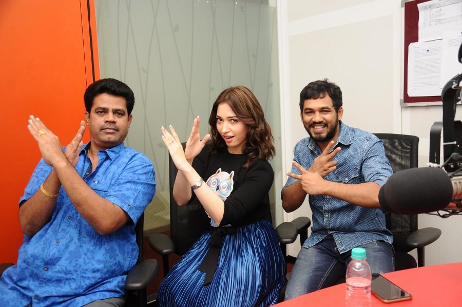 Tamil movie Kaththi Sandai Audio Launch event held at Suriyan FM, Chennai. Celebs like Vishal, Tamannaah, Director Suraj, Music Director Hiphop Tamizha Aadhi, Comedy actor Soori, Producer S. Nanthagopal and others graced the event. Vishal,Tamannaah,Kathi Sandai audio launch,Kathi Sandai audio,Kathi Sandai music,Kathi Sandai music launch,Kathi Sandai audio launch pics,Kathi Sandai audio launch images,Kathi Sandai audio launch photos,Kathi Sandai audio launch stills,Kathi Sandai audio