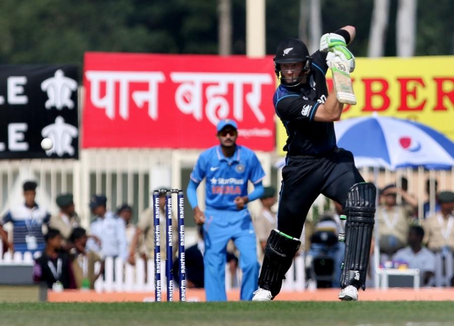 India made one change to their playing XI from the last match with Jaspreet Bumrah, who is unwell being replaced by Dhawal Kulkarni. India vs New Zealand,India vs New Zealand Ranchi ODI,India vs New Zealand 4th ODI,India vs New Zealand pics,India vs New Zealand images,India vs New Zealand photos,India vs New Zealand stills,India vs New Zealand pictures