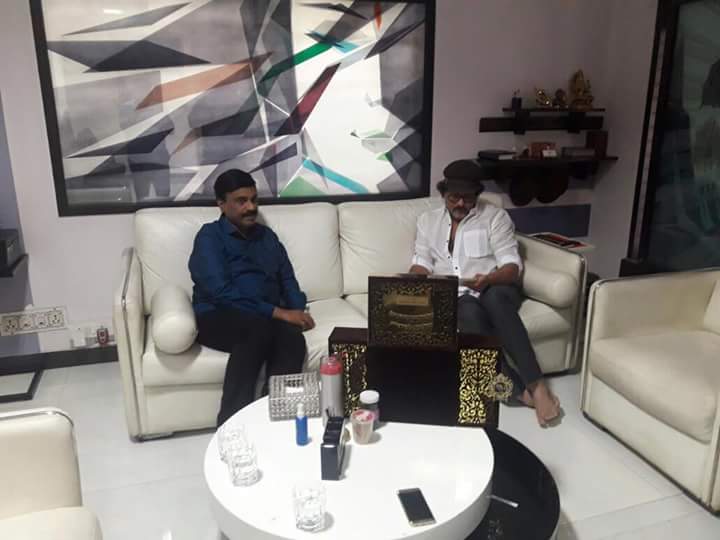 Gali Janardhan Reddy invites Ravichandran for his daughter's wedding. Janardhan Reddy,Upendra,Ravichandran,Janardhan Reddy daughter's wedding,Janardhan Reddy daughter wedding,Gali Janardhan Reddy daughter wedding,Gali Janardhan Reddy,Gali Janardhan Reddy daughter marriage