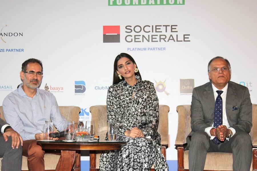 Photos of Bollywood actress Sonam Kapoor pledges her support to fight malnutrition. Sonam Kapoor,Sonam Kapoor pledges her support to fight malnutrition,Sonam Kapoor support to fight malnutrition,fight malnutrition,actress Sonam Kapoor,Sonam Kapoor pics,Sonam Kapoor images,Sonam Kapoor photos,Sonam Kapoor stills,Sonam Kapoor pictures