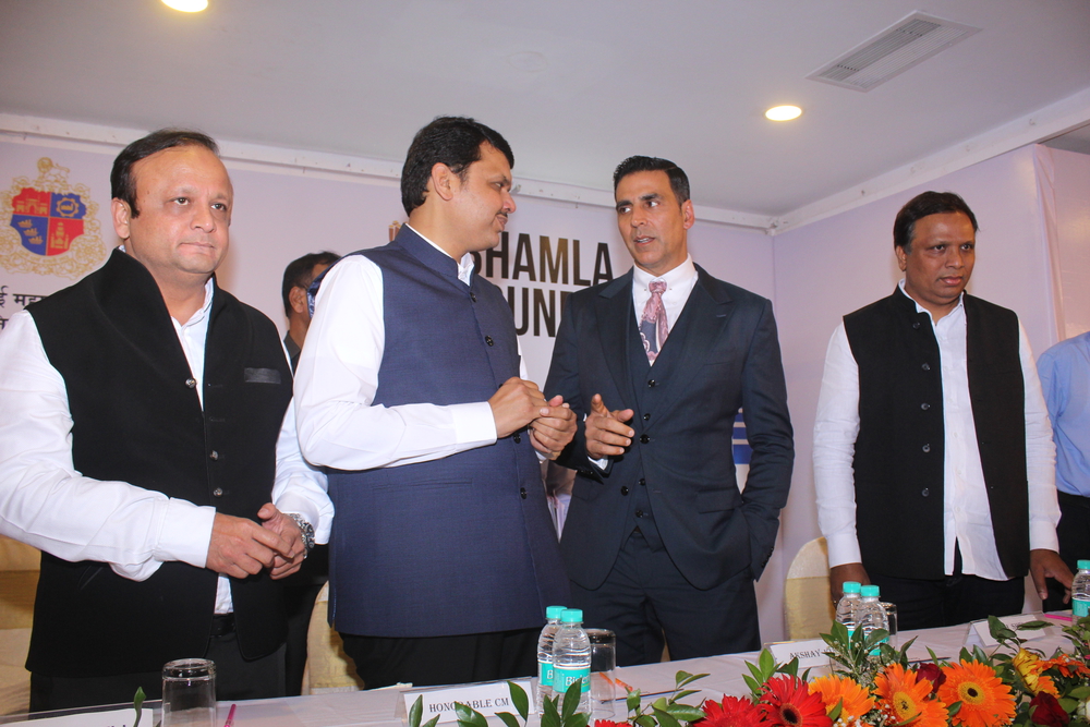 Photos of Bollywood actor Akshay Kumar launches Jaan Bachao health campaign. Akshay Kumar,Akshay Kumar launches Jaan Bachao health campaign,Jaan Bachao health campaign,Jaan Bachao,health campaign,actor Akshay Kumar,Akshay Kumar latest pics,Akshay Kumar latest images,Akshay Kumar latest stills,Akshay Kumar latest pictures