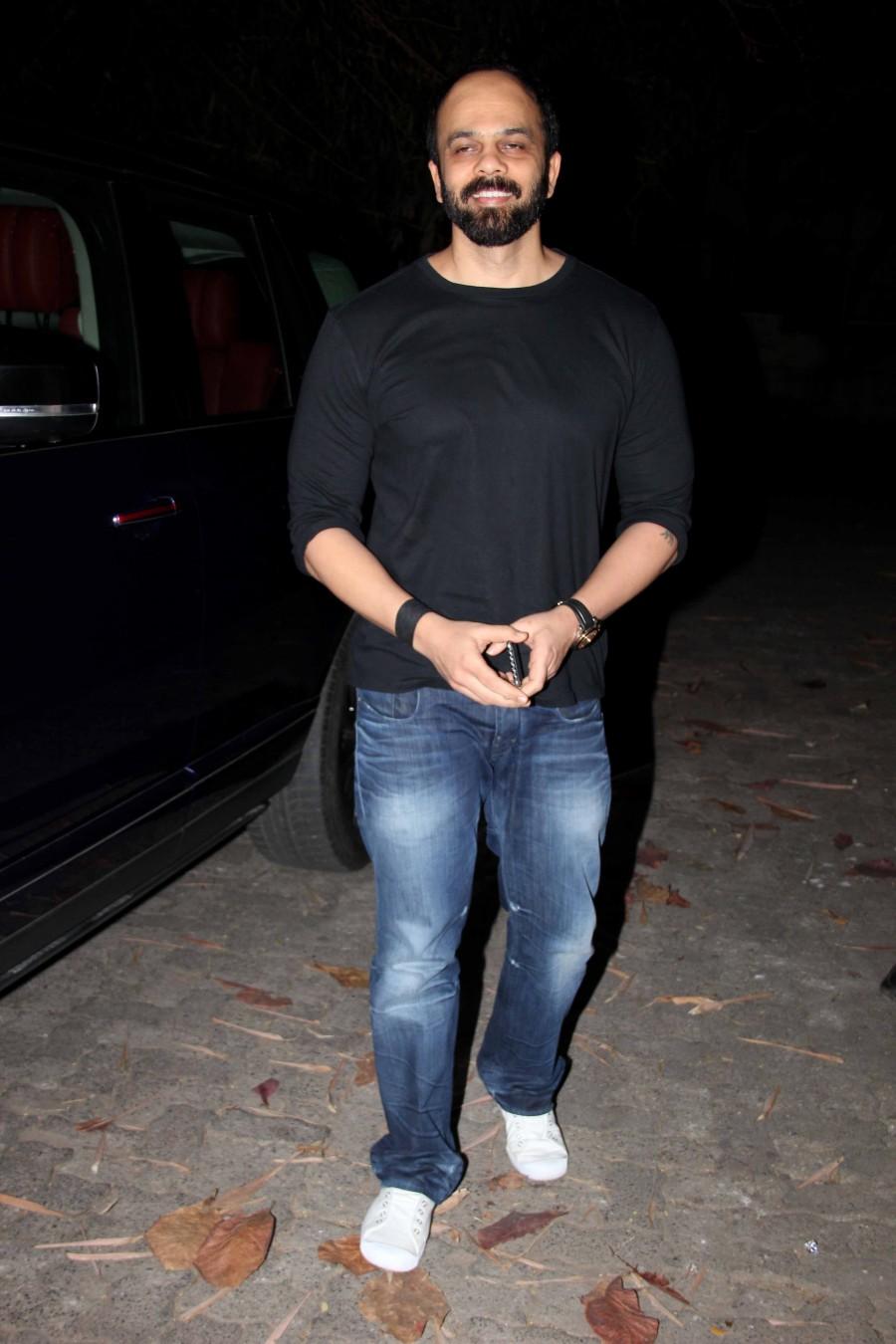 The recent screening of Shivaay was a star-studded affair. Bollywood stars like Rajkumar Hirani, Rohit Shetty, Shekhar Kapur were spotted at the special screening of Shivaay. Rajkumar Hirani,Rohit Shetty,Shekhar Kapur,Shivaay special screening,Shivaay special screening pics,Shivaay special screening images,Shivaay special screening photos,Shivaay special screening stills,Shivaay special screening pictures,special screening Shi