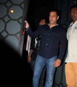 Celebs like Salman Khan, Arpita Khan, Aayush Sharmam, Arbaaz Khan, Sahil Sangha, Dia Mirza, Jackky Bhagnani, Amrita Arora, Shakeel Ladak, Daisy Shah, Sohail Khan, Elli Avram, Ishita Dutta, Vatsal Sheth, Kanchi Kaul, Shabbir Ahluwalia, Seema Sachdev Khan, Kaykasshan Patel, Nandita Mahtani, Sushila Charak, Nikhil Dwivedi, Sushila Charak spotted at Aayush Sharma birthday party.