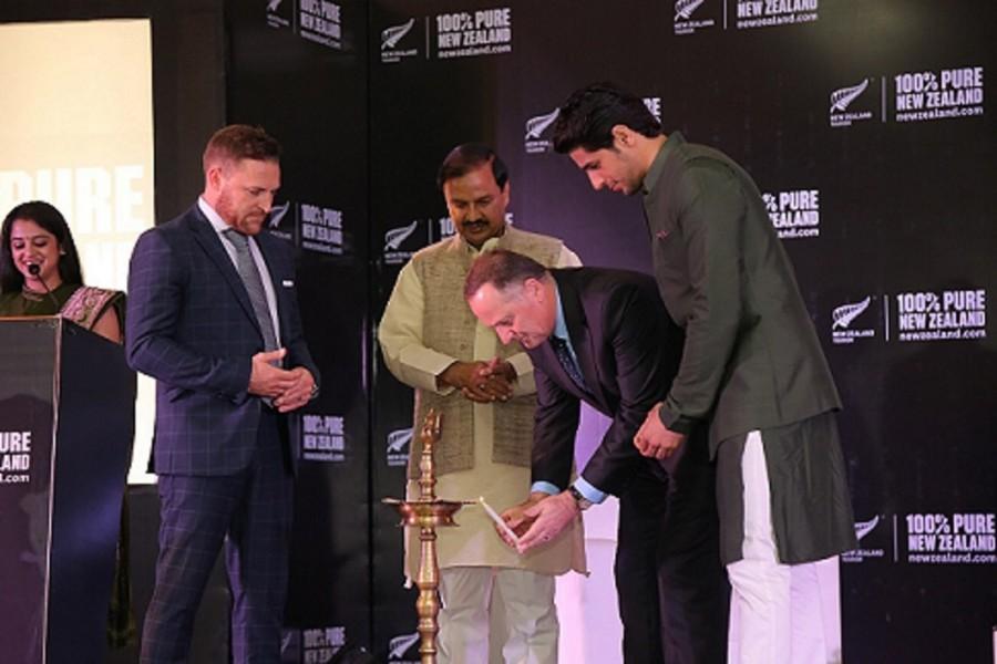 Brendon McCullum, Former BLACKCAPS Cricket Captain, Dr. Mahesh Sharma, Union Minister of State for Culture and Tourism, the Right Honourable John Key MP, Prime Minister of New Zealand and Sidharth Malhotra, Tourism New Zealand’s Brand Ambassador. Sidharth Malhotra,Prime Minister of New Zealand,New Zealand Prime Minister,John Key MP,Sidharth Malhotra pics,Sidharth Malhotra images,Sidharth Malhotra stills,Sidharth Malhotra pictures