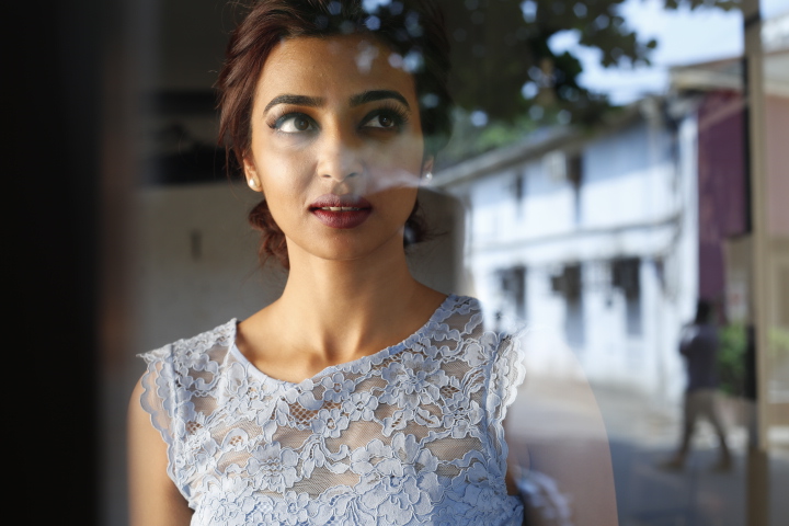 Radhika Apte: The fiesty actress who has been in the news for her supreme performance in the critically acclaimed Parched, has been making the right noise all throughout the year. By delivering applaud worthy performances with Phobia and Kriti in Bollywood and her mega project Kabali opposite Southern superstar Rajinikanth in addition to creating ripples internationally with Parched, Radhika is to have a quiet Diwali. The actress is flying to London to be with her husband and celebrate the festival of lights privately. Deepika Padukone,Aamir Khan,Hrithik Roshan,Sanjay Dutt,Farhan Akhtar,Tiger Shroff,Shraddha Kapoor,Kriti Sanon,Yami Gautam,Radhika Apte,Rajkumar Rao,Ritesh Sidhwani,Bareilly ki Barfi,Diwali 2016