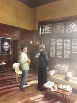 Photos of Baahubali director SS Rajamouli meets Bollywood megastar Amitabh Bachchan on the sets of Sarkar 3.