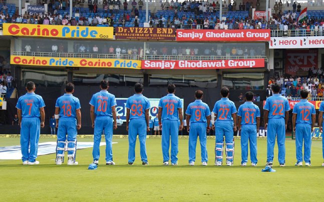 New Zealand have made one change, including all-rounder Corey Anderson in place of batsman Anton Devcich. India vs New Zealand,India vs New Zealand 5th ODI,India win toss,India vs New Zealand 5th ODI pics,India vs New Zealand 5th ODI images,India vs New Zealand 5th ODI photos,India vs New Zealand 5th ODI stills,India vs New Zealand 5th ODI pictures