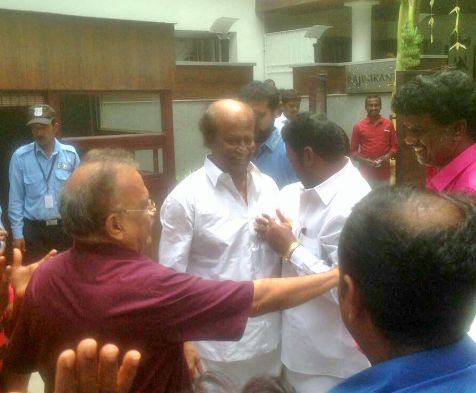 Photos of Superstar Rajinikanth meets fans at Poes Garden. Rajinikanth met his fans,Rajinikanth,Rajinikanth latest pics,Rajinikanth latest images,Rajinikanth latest photos,Rajinikanth latest stills,Rajinikanth latest pictures