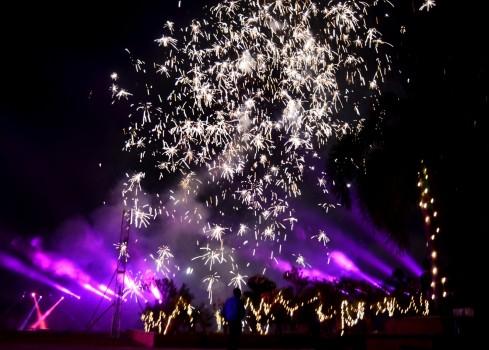 Here are the Stunning Photos of Diwali celebrations across the India.