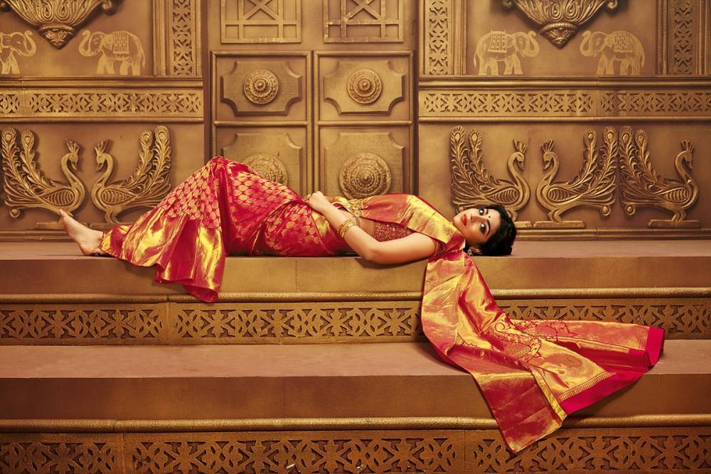 South Indian Actress Shriya Saran Photoshoot for CMR Shopping Mall. Shriya Saran Photoshoot,Shriya Saran Photoshoot for CMR Shopping Mall,Shriya Saran Photoshoot pics,Shriya Saran Photoshoot images,Shriya Saran Photoshoot photos,Shriya Saran Photoshoot stills,Shriya Saran Photoshoot pictures