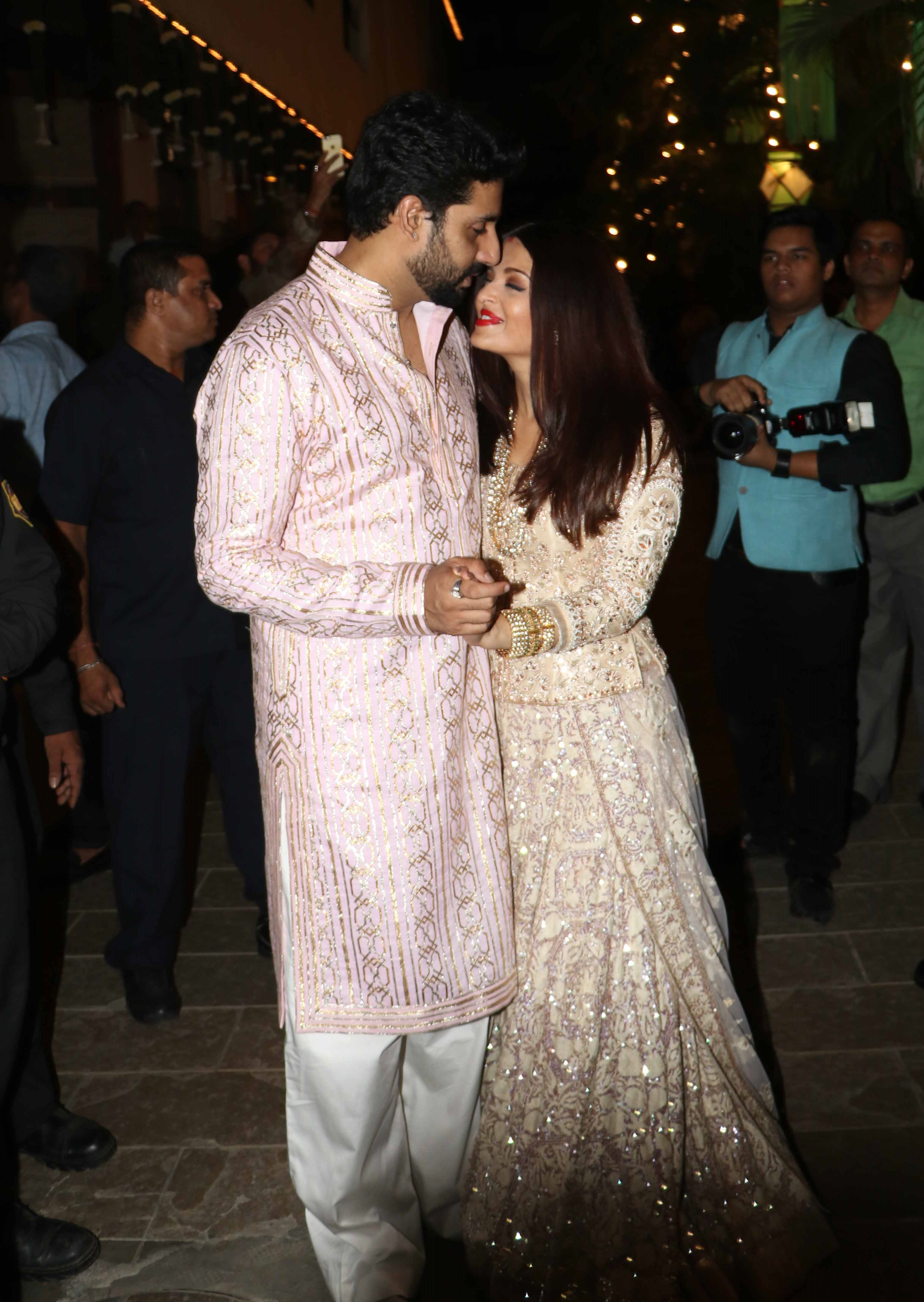 Aishwarya Rai And Abhishek Bachchan's Diwali Bash - Photos,Images ...