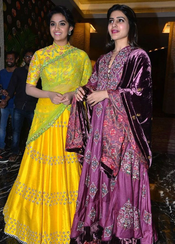 Sivakarthikeyan, Keerthy Suresh, Samantha Ruth Prabhu, Director Bakkiyaraj Kannan, Music Director Anirudh Ravichander, Cinematographer PC Sreeram, Producer RD Raja, Dil Raju, KS Ravikumar, Sathish, Raju Sundaram, Saranya Ponvannan and others graced the event. Remo Telugu Audio Launch,Remo Audio Launch,Sivakarthikeyan,Keerthy Suresh,Samantha Ruth Prabhu,Remo Telugu Audio Launch pics,Remo Telugu Audio Launch images,Remo Telugu Audio Launch photos,Remo Telugu Audio Launch stills,Remo Telugu Audio Launch pictures