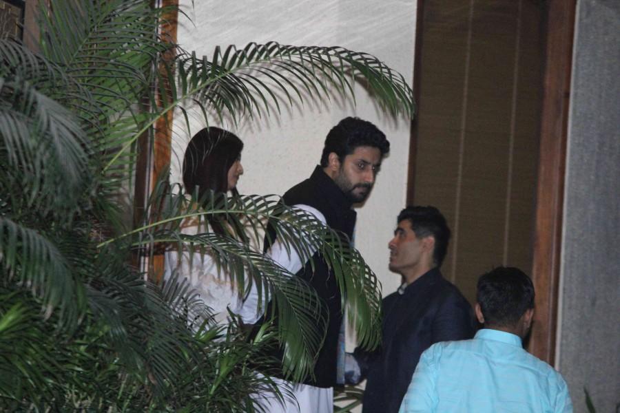 Photos of Bollywood actress Aishwarya Rai Bachchan celebrates birthday with family and friends. Shrishti Arya, Sikander Kher, designer duo Abu Jani and Sandeep Khosla, Kunal Kapoor and his wife Naina Bachchan and others spotted. Aishwarya Rai Bachchan,Aishwarya Rai Bachchan birthday,Aishwarya Rai Birthday,Aishwarya Rai,Aishwarya Rai Birthday celebrations,Aishwarya Rai Birthday celebrations pics,Aishwarya Rai Birthday celebrations images,Aishwarya Rai Birthday celebrations photos