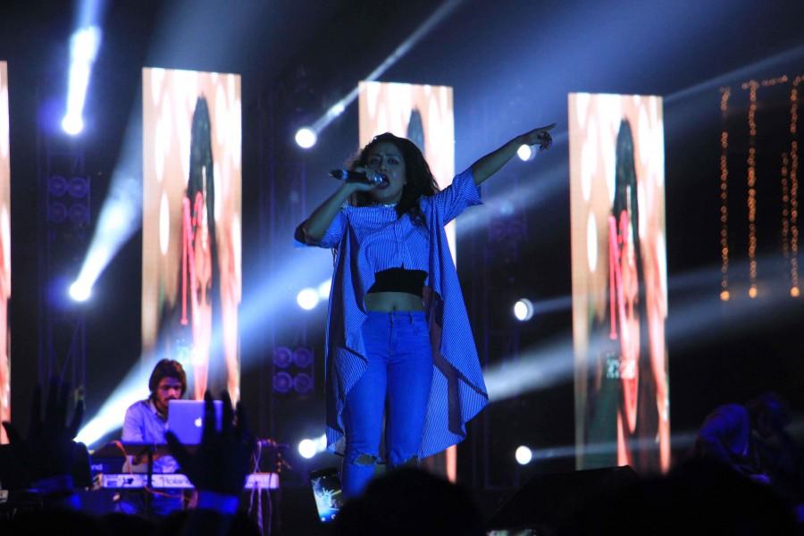Neha performance at Regency Antilia, was truly an unforgettable one and made the crowd go crazy. With her effervescent avatar and high-octane voice, Neha Kakkar packs in a punch with every song. The ground was packed with thousands of music lovers and everyone was seen enjoying and dancing till wee hours. Neha Kakkar,Singer Neha Kakkar Live performance,Singer Neha Kakkar,The Regency Antilia,NYK DJ,Neha Kakkar pics,Neha Kakkar images,Neha Kakkar photos,Neha Kakkar stills,Neha Kakkar pictures