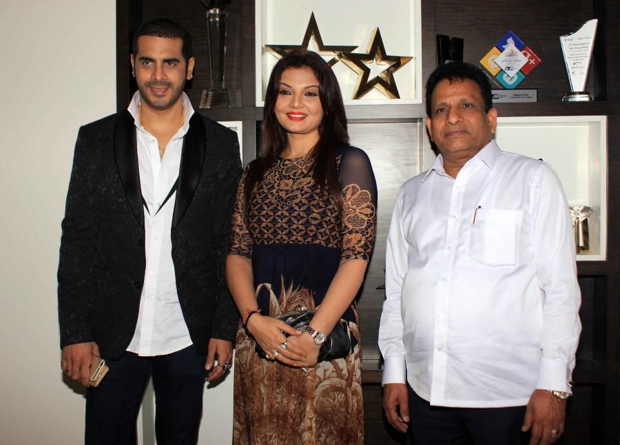 Speaking about the concert, Neha Kakkar said, "It was an incredible experience to perform at Regency Antilia, Ullhasnagar. I was overwhelmed by the love and affection I received from my fans and I look forward to performing here again soon." Neha Kakkar,Singer Neha Kakkar Live performance,Singer Neha Kakkar,The Regency Antilia,NYK DJ,Neha Kakkar pics,Neha Kakkar images,Neha Kakkar photos,Neha Kakkar stills,Neha Kakkar pictures