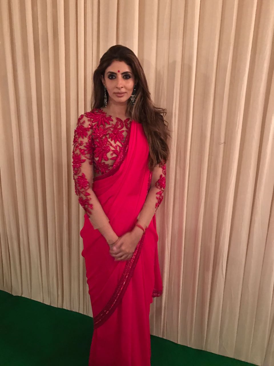 Shweta Bachchan Nanda in Abu Jani Sandeep Khosla. Amitabh Bachchan,Shraddha Kapoor,Tabu,Abu Jani Sandeep Khosla,Sandeep Khosla,Abhishek Bachchan,Saudamini Mattu,Shweta Bachchan Nanda