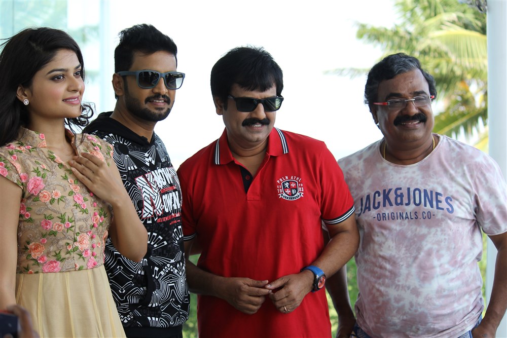 Tipped to be a romantic comedy with some action, the film features Santhanam in the role of a carefree man. "Both Santhanam and Vivekh have equal screen space. I'm sure audiences will love scenes featuring them together," he said. Sakka Podu Podu Raja,Sakka Podu Podu Raja movie launch,Vivek,Santhanam,VTV Ganesh,Vaibhavi Shandilya,Surekha Vani,Sampath Raj,Sidney Sladen,Sethuraman,Sakka Podu Podu Raja movie launch pics,Sakka Podu Podu Raja movie launch images,Sakka Podu Podu Raja mov