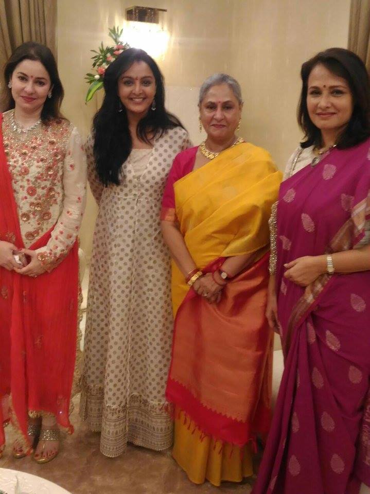 Anjali Tendulkar, Manju Warrier, Jaya Bachchan and Amala Akkineni spotted during the bash. Diwali bash,amitabh bachchan,mammootty,Akkineni Nagarjuna,prabhu,jayaram,manju warrier,celebs attend diwali bash in thrissur,kalyan group diwali celebration