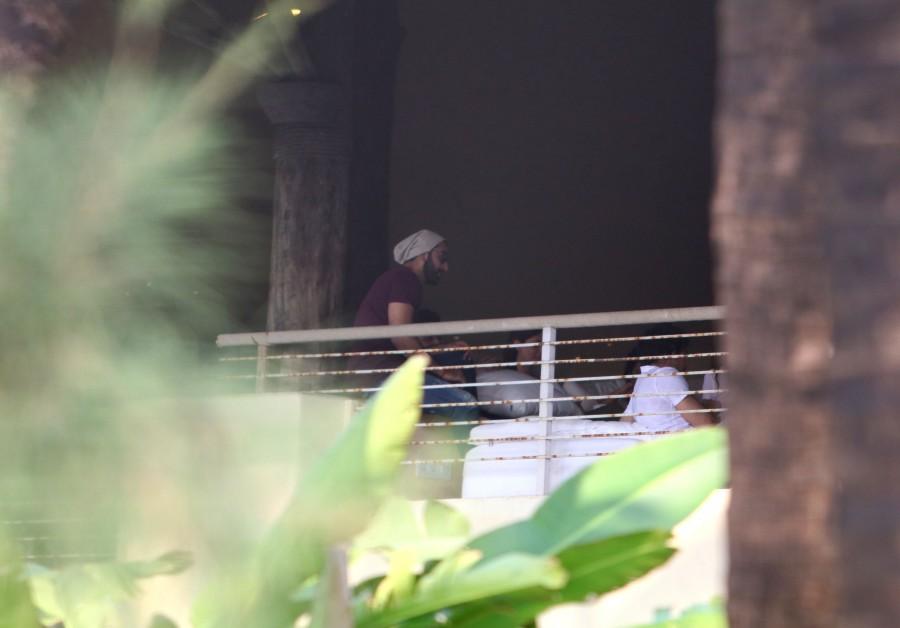 Ranbir Kapoor at Shah Rukh Khan's birthday bash in Alibaug. Ranbir Kapoor,Zoya Akhtar,Gauri Khan,Shweta Nanda,Shah Rukh Khan's birthday bash,Shah Rukh Khan,Shah Rukh Khan birthday bash,celebs at Shah Rukh Khan birthday bash,Shah Rukh Khan birthday bash pics,Shah Rukh Khan birthday bash images,Shah Rukh Khan b